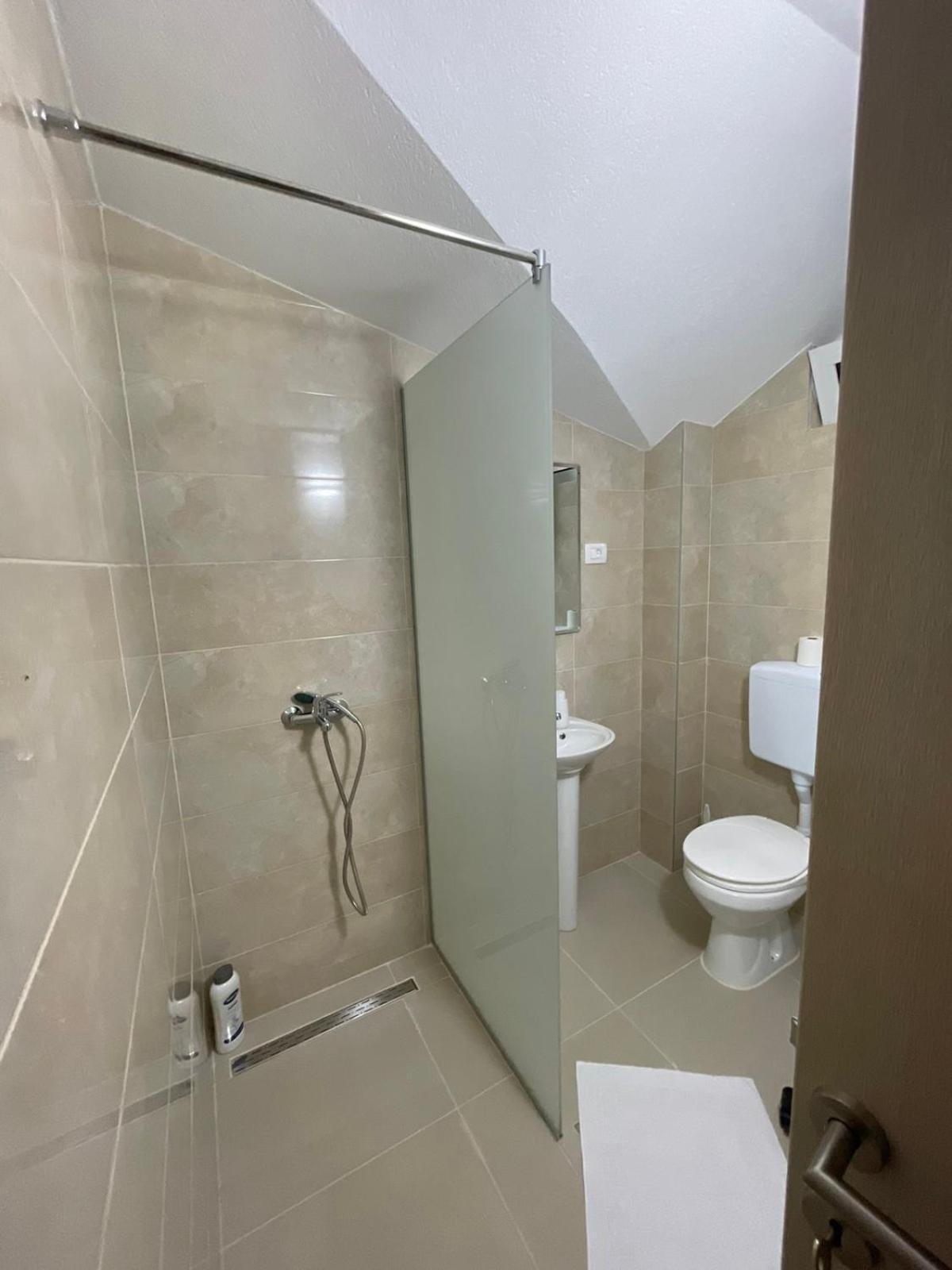 Mitrovici  Apartments Zejak מראה חיצוני תמונה