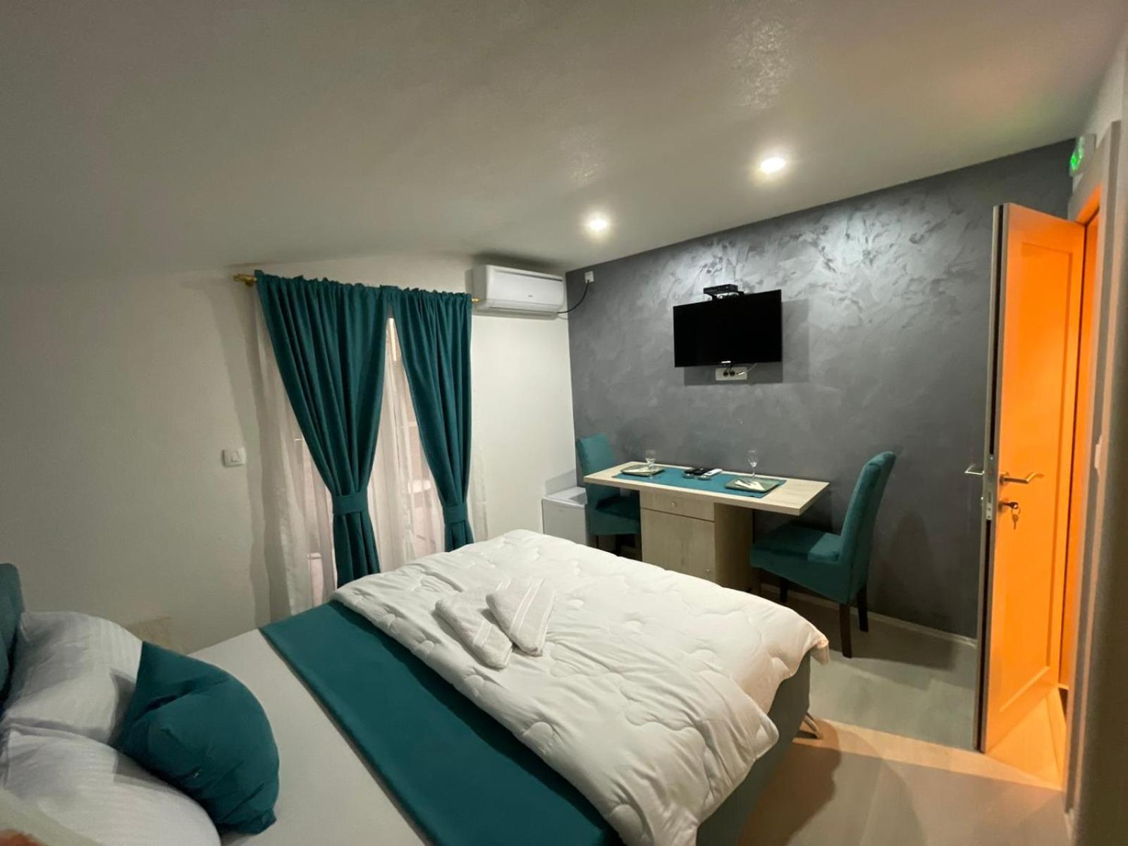 Mitrovici  Apartments Zejak מראה חיצוני תמונה