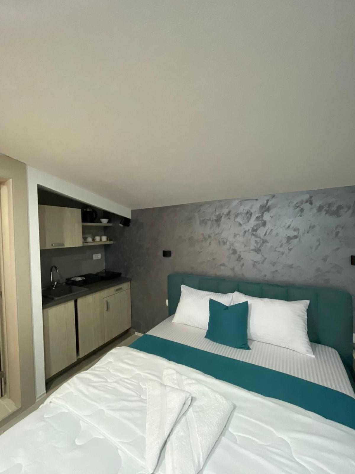 Mitrovici  Apartments Zejak מראה חיצוני תמונה