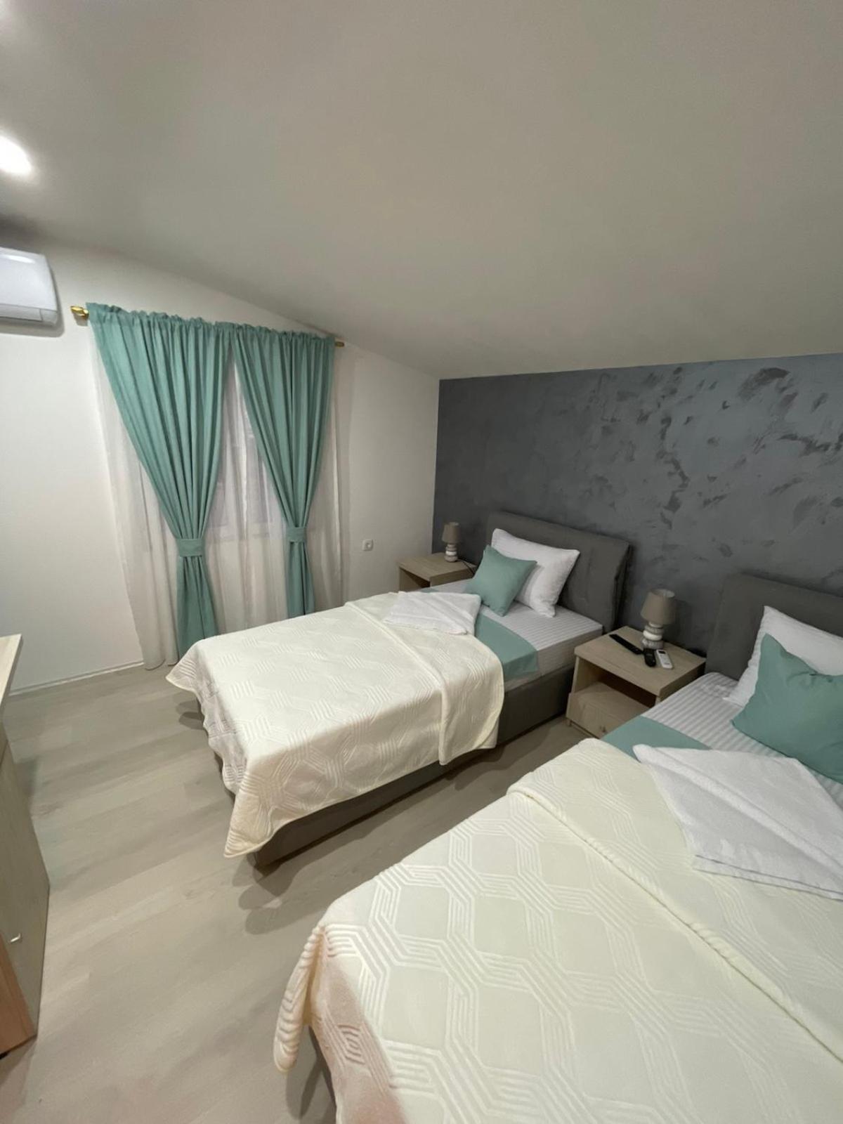 Mitrovici  Apartments Zejak מראה חיצוני תמונה